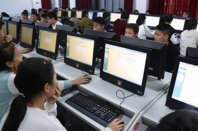 落實(shí)信息素養(yǎng)教育 增加數(shù)字化時(shí)代的競爭力